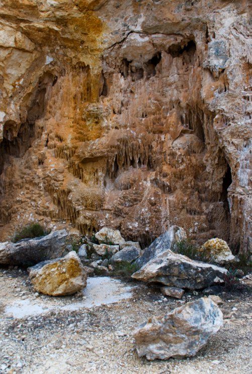 Restos cueva Canteras