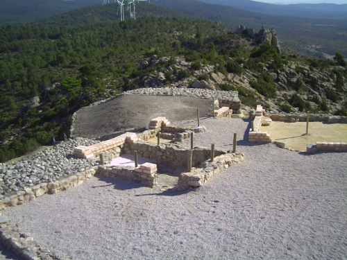 Conjunt arqueològic "El Molón", vivendes i torre